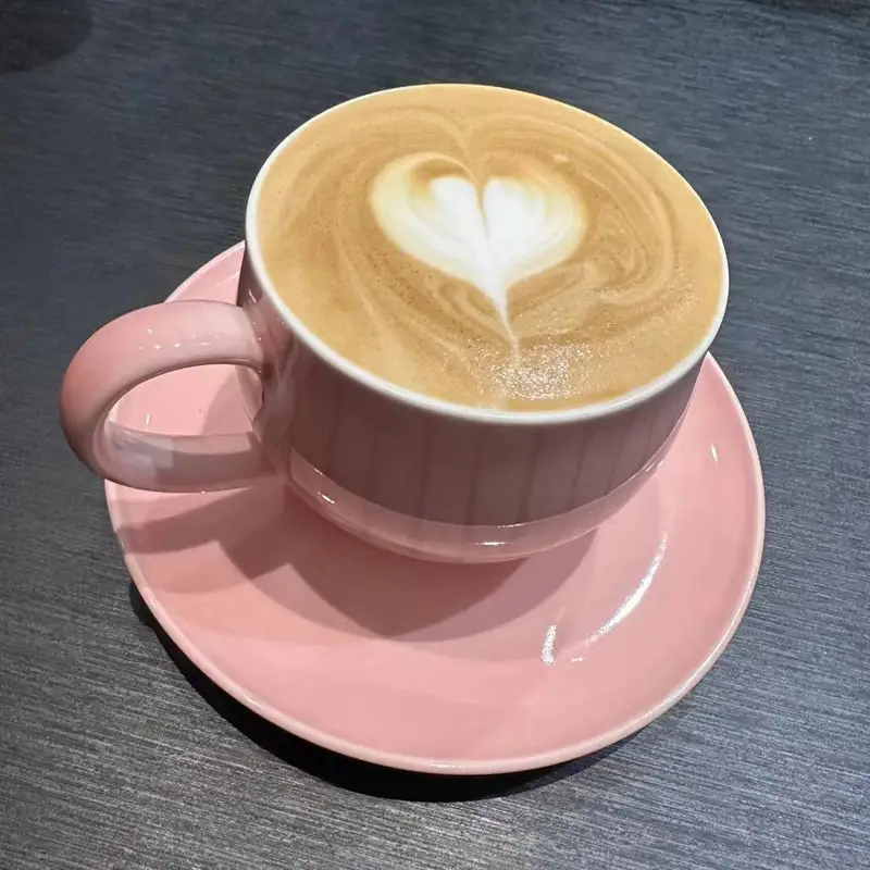 Pehea e hiki ai i ka Creamer non-dairy no ke kofe ke hoʻonui i ka mea inu inu hou?